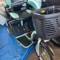 【美品】ハンドル型三輪電動車いす S637 スマートパルN(品番：036747101) グリーンの画像