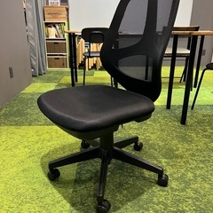 オフィスチェアの画像