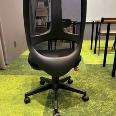 オフィスチェアの画像