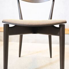 北海道旭川の家具メーカーCONDE HOUSE(カンディハウス)ECLIPSE(エクリプス)ダイニングチェア 2脚セットです。シックな色合いのヒッコリー材を使用したサイドチェアは北欧スタイルなどに♪の画像