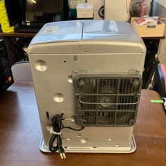 サ2510-465 Dainichi ブルーヒーター KF-U32ES 5.0L プラチナシルバー 2007年製 通電確認済み キズ汚れ有りの画像