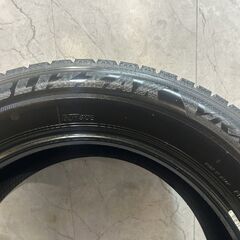 BS BRIDGESTONE BLIZZAK VRX2 225/60R17 17インチ スタッドレス 1本 21年製 バリ溝 アルファード ヴェルファイア フォレスター等　(KTA352)クレジットカード QRコード決済可能の画像