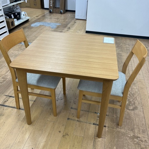 ニトリ ダイニング3点セット 家具 椅子二個 のご紹介です！