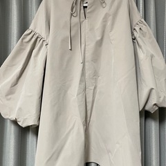 coaa　袖バルーンAラインブラウス　Lサイズの画像