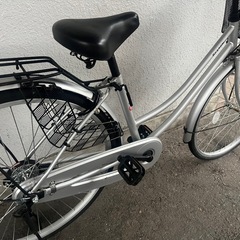 10J31  ホームサイクル２６サイズ　自転車専門店の中古車です★　【消費税込み・防犯登録６００円込み】の画像