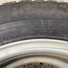スタッドレス プリウス 等 195/65R15 東北6県無料配送対応‼️爆安‼️最終値下げ‼️④超超超バリ溝❗ 国産ヨコハマ アイスガード❗ アルミ付き 国産 タイヤ !!　スタットレス　スタッドレス　雪 冬 ゆき PCD100 pcd100の画像