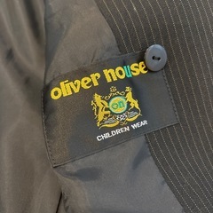 oliver houseフォーマルスーツセット120cmの画像