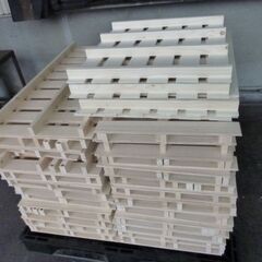 ※取引中/売約済***********第1012回　スノコ　すのこ　取り放題　未使用　ベッド　ＤＩＹ素材　木材　エラー品　リフォームの画像