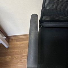 キャスター付き椅子の画像