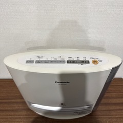 Panasonic 加湿セラミックファンヒーター　2012年製の画像