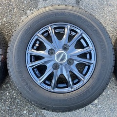 145/80/12 トーヨースタッドレスタイヤ　ホイール付　4本セット　貨物用 軽トラ等の画像