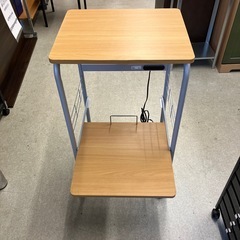 K2510-466 キャスター付き 木製天板 ワゴン レンジ台 ナチュラル キズ汚れ有りの画像