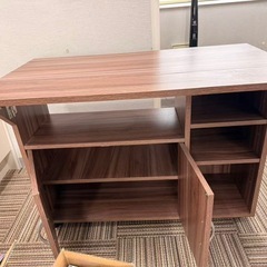 【超美品】折りたたみテーブル
の画像