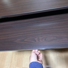 商談中　美品　ワークデスク　 机　引き出しあり　コンセントありの画像