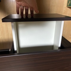 商談中　美品　ワークデスク　 机　引き出しあり　コンセントありの画像