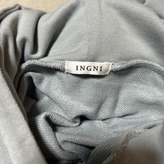 INGNI フード付きトレーナー Ⅰの画像