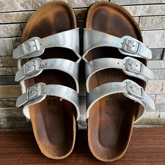 ビルケンシュトック BIRKENSTOCK サンダル 36 シルバー系の画像