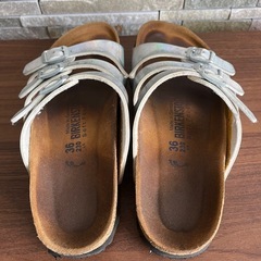 ビルケンシュトック BIRKENSTOCK サンダル 36 シルバー系の画像