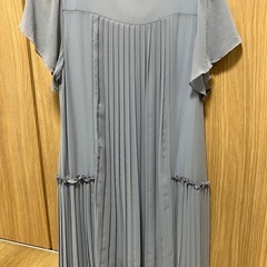 パーティドレス　ワンピース　結婚式の画像