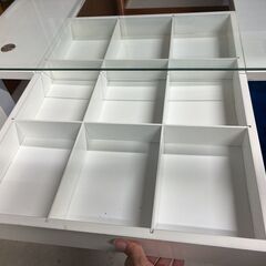 ガラスコレクションテーブル センターテーブルの画像