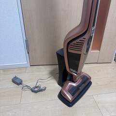 【同アカウント他商品を値引いてセット販売可能】 エレクトロラックスコードレス掃除機 取扱説明書付きの画像