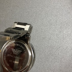 時計ロイヤルアルマーニの画像