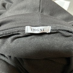 INGNI フード付きトレーナー Ⅱの画像