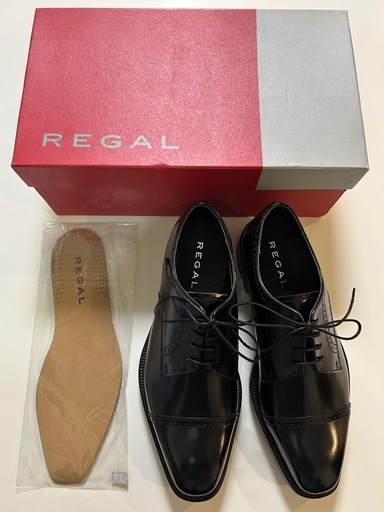 未使用リーガルREGALメンズビジネスシューズドレスシューズ革靴紐靴外羽根ストレートチップスペアインソール箱ブラック紳士靴23.5