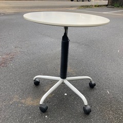 高さ調整可能　サイドテーブルホワイト　リサイクルショップ宮崎屋　佐土原店　25.10.31の画像