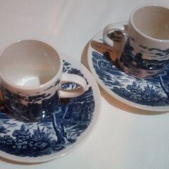 コーヒーカッブ & ソーサ 2組 　カップ直径約6.5cm ソーサ直径約15.5cm 中古の画像