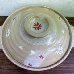 【お売りします】土鍋 9号 4～5人用 さくら模様の画像