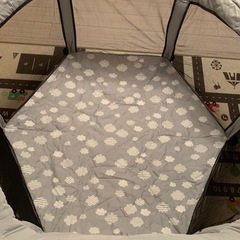 日本育児　ベビーサークル　の画像