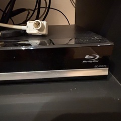 SHARP AQUOS とAQUOSブルーレイ BD-W570 とテレビ台付き！の画像