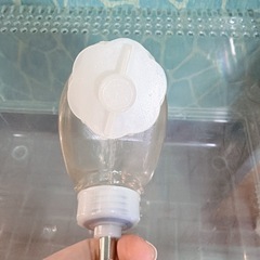 ハムスター100ml給水器の画像