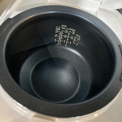 【ジモティー割】ハイアール 2024年製 3合炊き炊飯器（ID1517）の画像