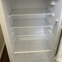 Hisense 2023年製ノンフロン冷凍冷蔵庫　配達可能　HR-B12HWの画像