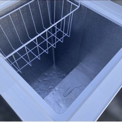 アイリスオーヤマ 冷凍庫 PF-A100TD 100L 2020年製の画像