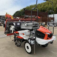 【福岡県みやま市】超美品　クボタ NW8S FGS仕様 乗用 田植機 8条植え 23.9時間 GPS 肥料撒き 除草剤撒き付き ワンシーズン使用の画像