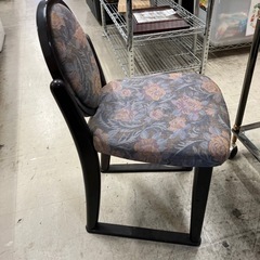 石2510-759 花柄の木製イス　キズ汚れ有りの画像