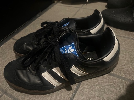 adidas サンバ