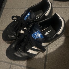 adidas サンバの画像