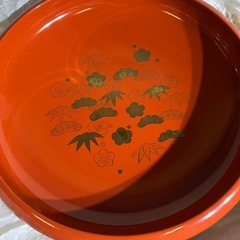 漆塗りの菓子鉢の画像