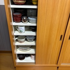 食器棚の画像