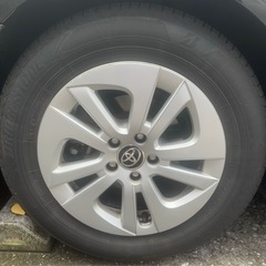 【4本セット)】50プリウス　純正アルミホイール　タイヤ4本セットの画像