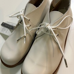 アロマドミュゲレディースシューズホワイト白色女性用婦人靴カジュアルシューズ紐靴革靴くつクツレースアップシューズ軽量履きやすい日本製の画像