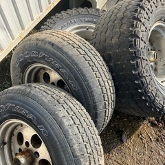 アストロ　カプリス　サバーバン　C1500など127の画像