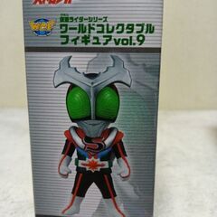 ワールドコレクダブルフィギュア　仮面ライダーストロンガー（チャージアップ）＆アマゾンの画像