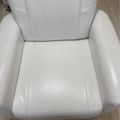 サロン　リクライニングチェアの画像