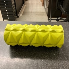 K2510-468 フォームローラー 筋膜リリースローラー イエロー キズ汚れ有りの画像