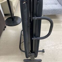【ジャングルジャングル滋賀草津店】ジモティ来店特価!!　折り畳みベッド　ブラック　J-251099の画像
